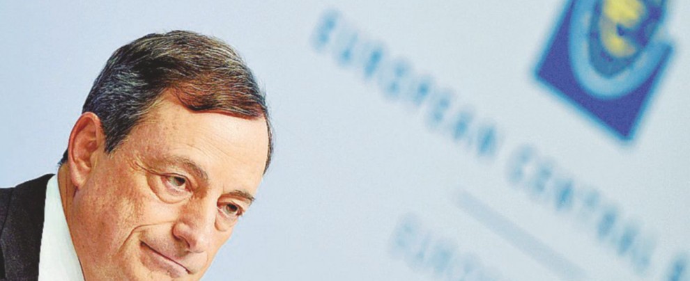 Il presidente Mario Draghi - Ansa Helicopter money? Tutto per non fare la cosa giusta: gli investimenti pubblici