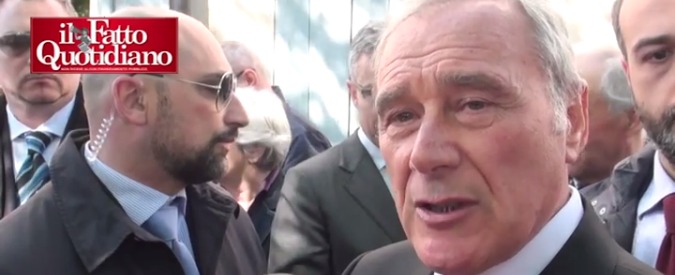 Copertina di Migranti, Grasso: “Oggi i nostri partigiani saprebbero da che parte stare”