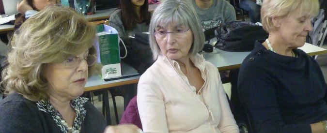 Copertina di Genova, “adotta un anziano”: all’Università gli studenti migliorano la vita degli over 65