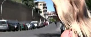 Copertina di Roma, violenze al nido. Madri furiose: “C’era già stata una denuncia. Mio figlio ‘salvo’ perché autistico”
