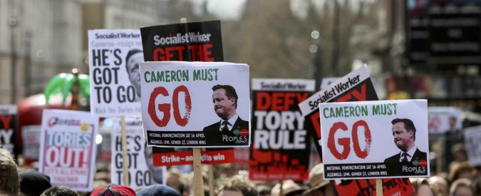 Panama Papers, Cameron pubblica i suoi redditi. “Domani riferirà alla Camera dei Comuni”