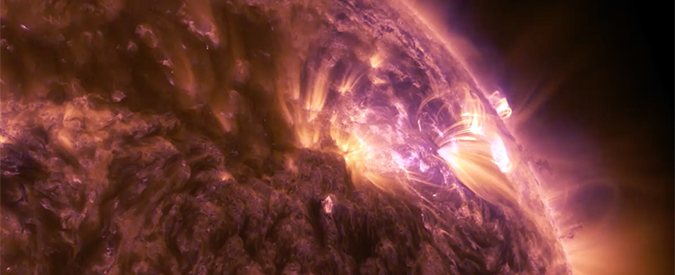 Le spettacolari immagini dei lampi di luce del Sole che hanno causato i blackout sulla Terra