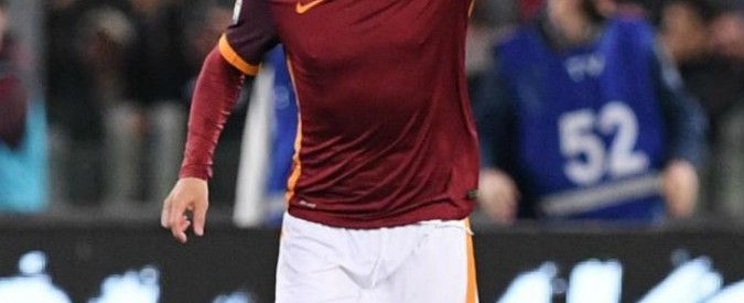 Francesco Totti, la gaffe della Fifa nel messaggio d’auguri per i 40 anni: “Buon compleanno Fernando”