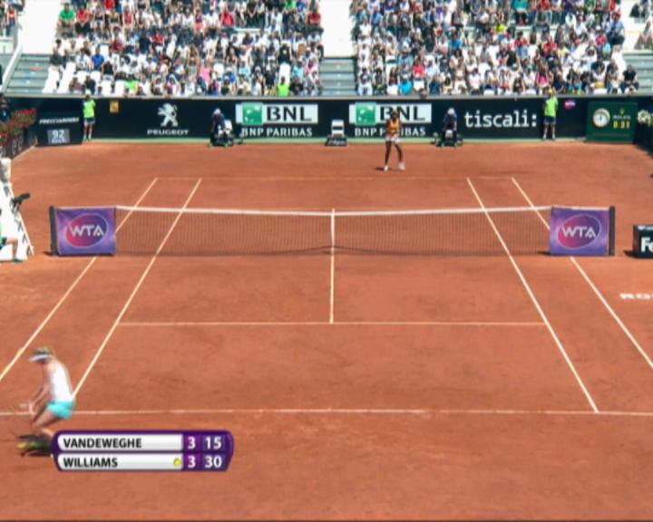 Copertina di Internazionali d’Italia, Prima giornata: Errani e Schiavone sconfitte. Venus Williams passa il turno – Fotogallery