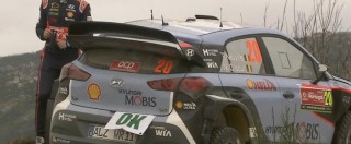 Copertina di Rally del Portogallo: auto rimane senza benzina