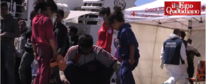 Copertina di Migranti, sbarco a Augusta. Save The Children: ‘Tanti bimbi. 5mila arrivati da noi’