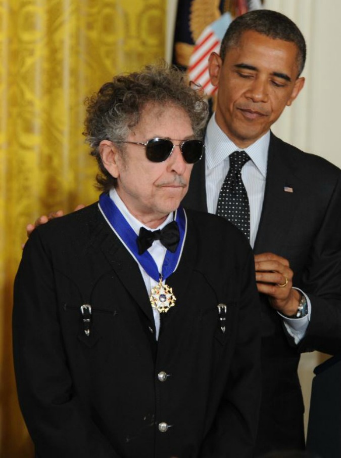 Bob Dylan: praticamente impossibile e probabilmente inutile cercare di racchiuderlo in un solo ritratto