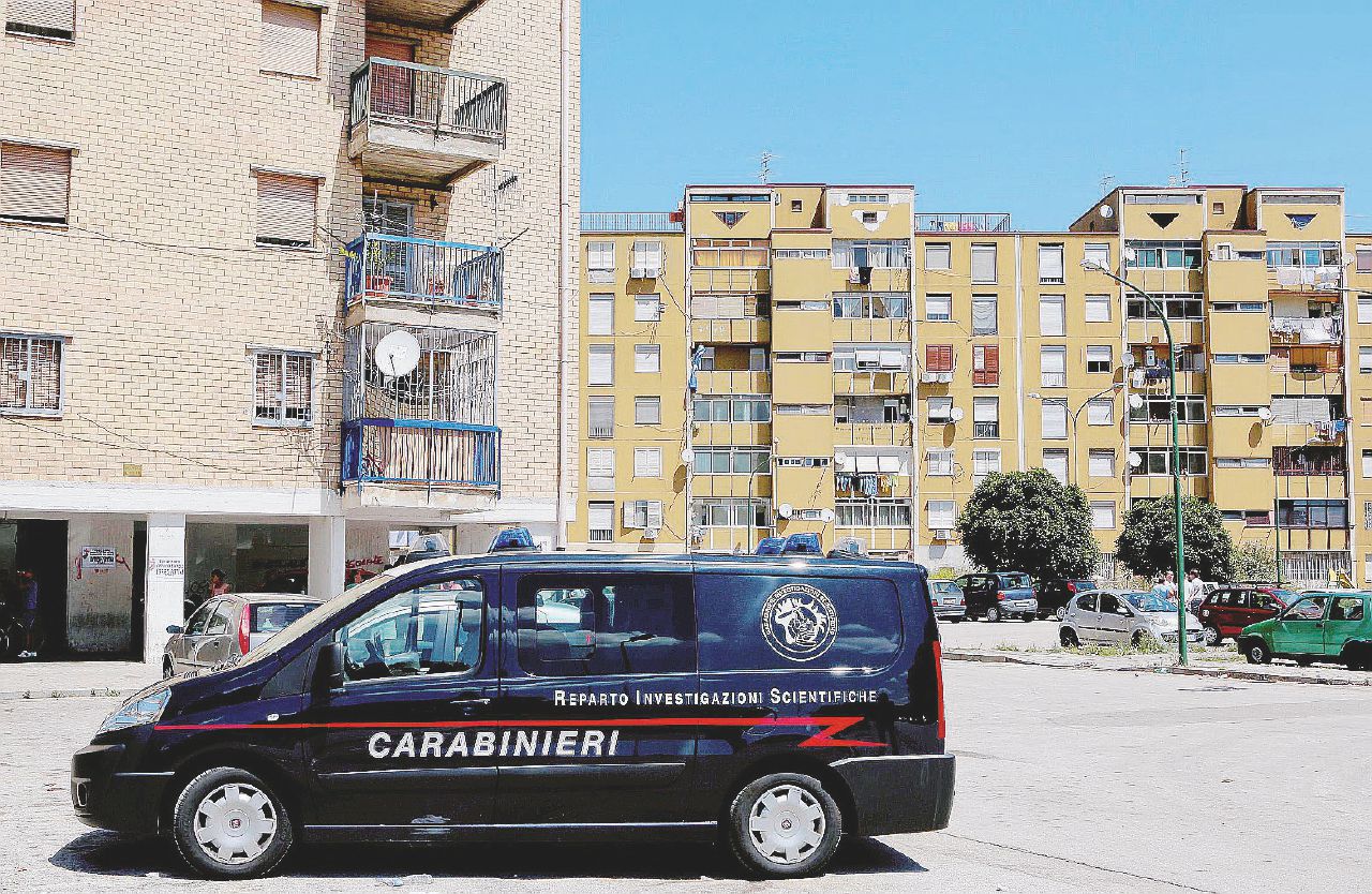 Copertina di Parco Verde: l’antro dell’orco tra droga, feccia e telecamere