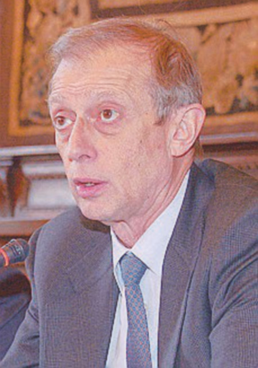 Fassino spera ancora nel primo turno e trova sponsor “vip”