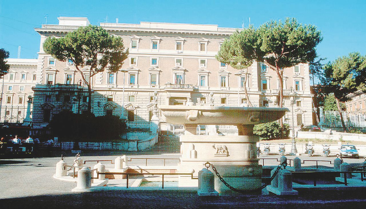 Affari Interni - Il palazzo del Viminale a Roma - LaPresse Favori ai clan: “Ho visto il segretario di Alfano”