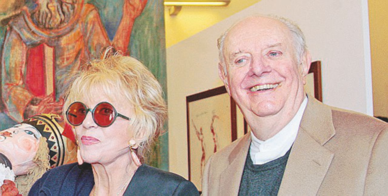 Dario Fo: “Possibile farmaco virale unico grazie a Franca Rame” Dario Fo: “Possibile farmaco virale unico grazie a Franca Rame”