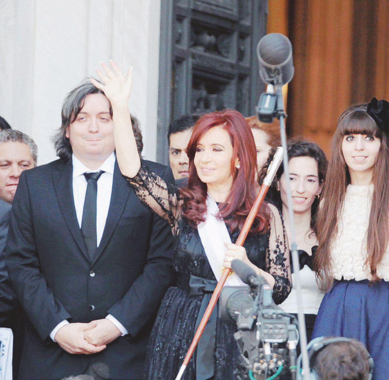 Dinastia - Cristina Kirchner tra il figlio Maximo e la figlia Florencia - Ansa La caccia grossa in Patagonia al tesoro Kirchner
