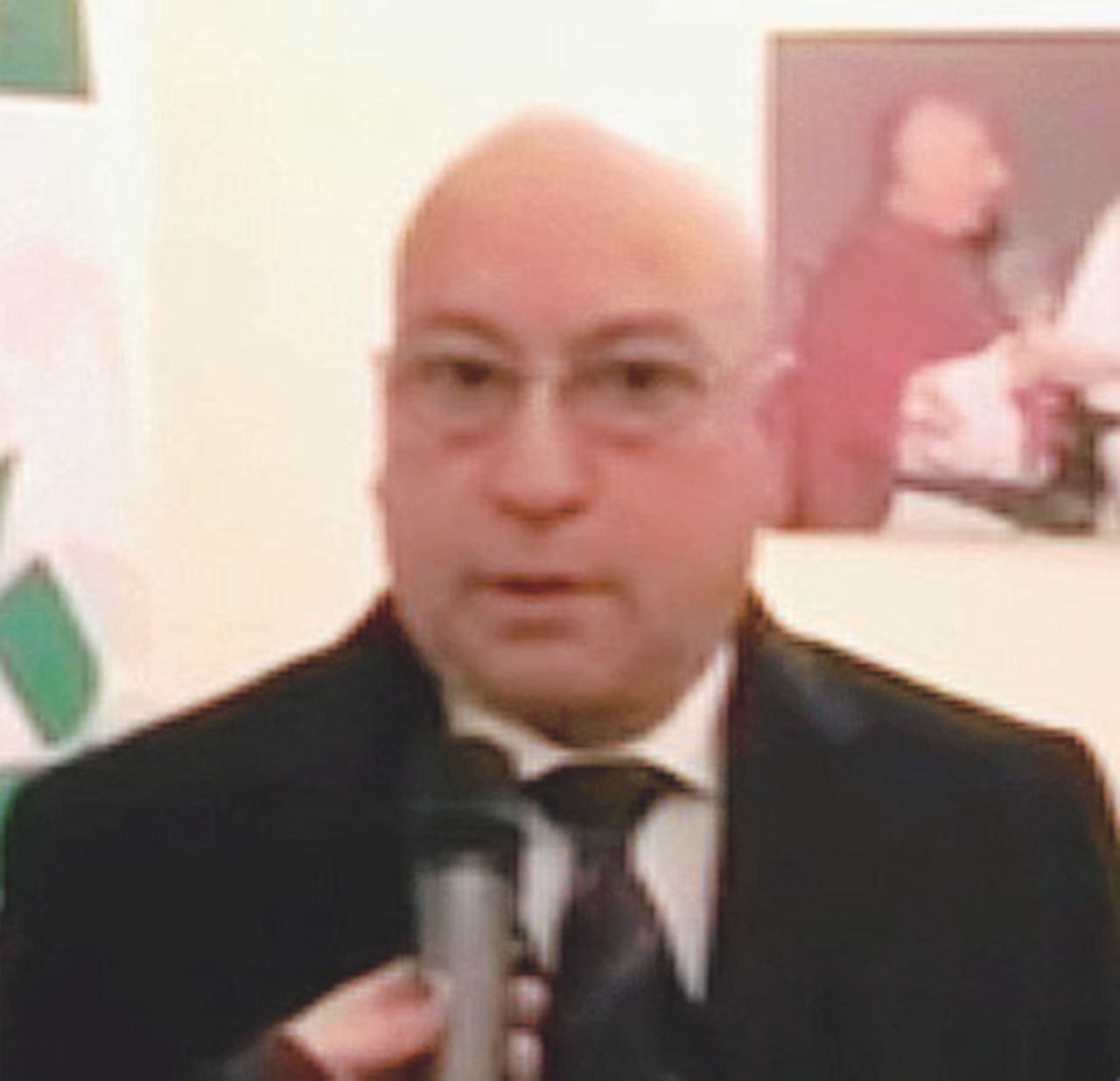 L’ex sindaco Enrico Parente In cella il sindaco-medico del boss “Truccato appalto da 3 milioni”