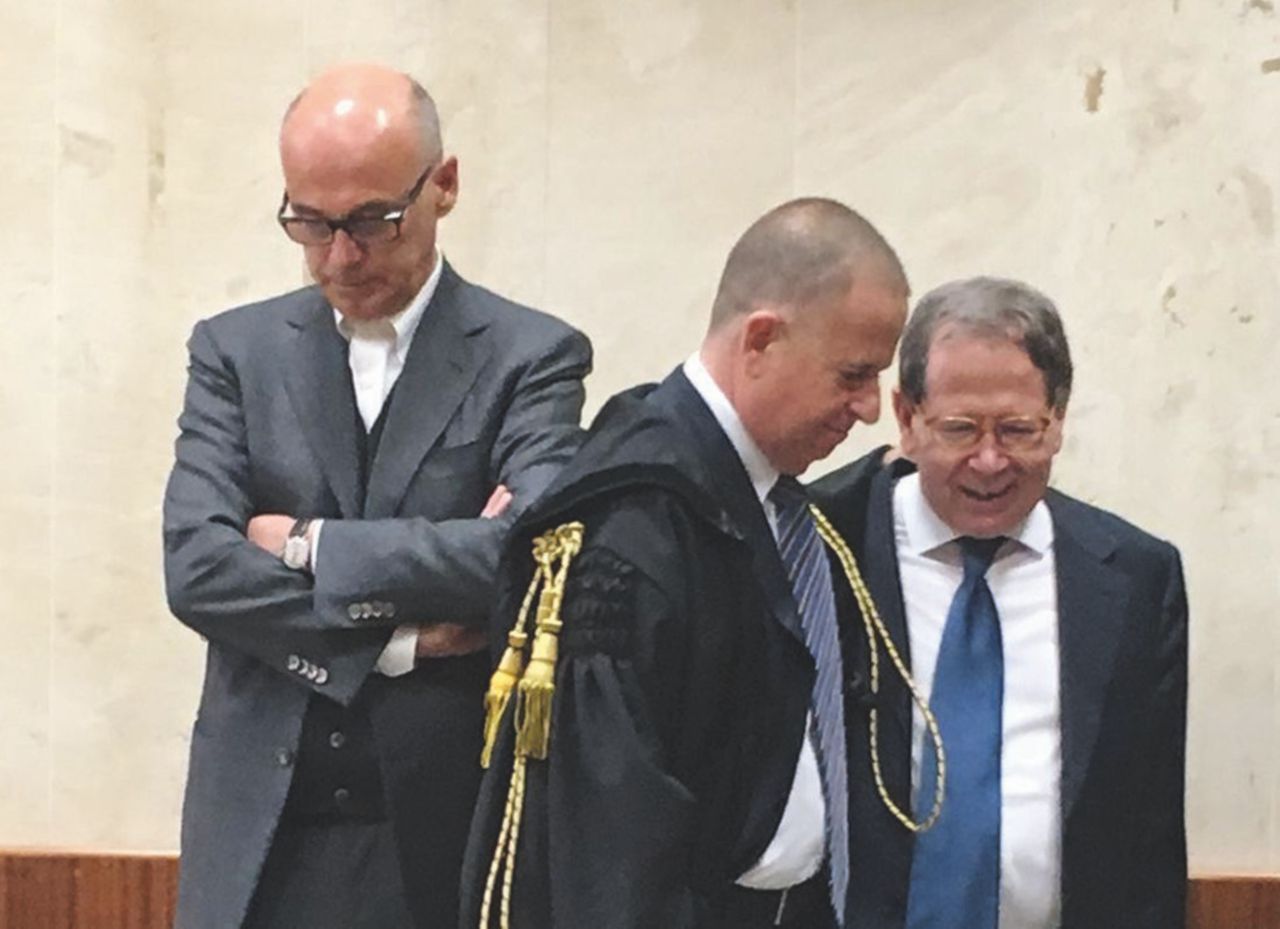 Ha evaso 2 milioni di euro. Condannato il pd Soru Ha evaso 2 milioni di euro. Condannato il pd Soru