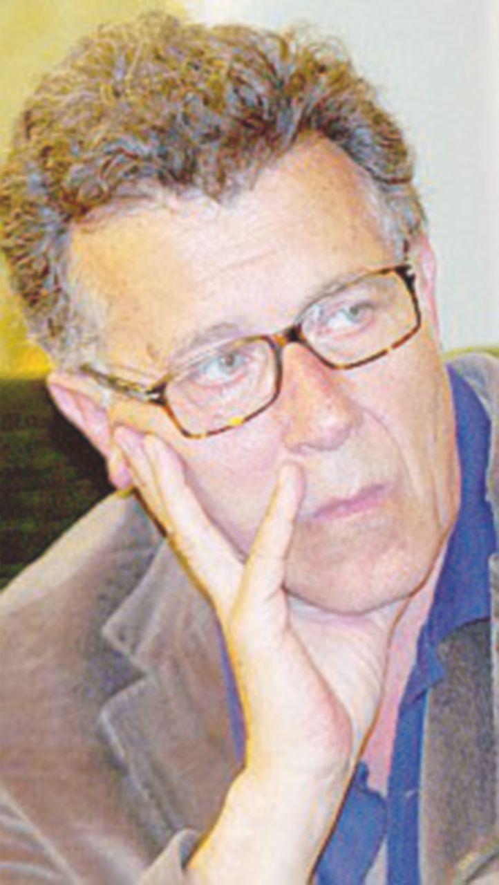 - Philippe Ridet, “Le Monde” “Non rispondere è un diritto ma il silenzio crea dubbi”