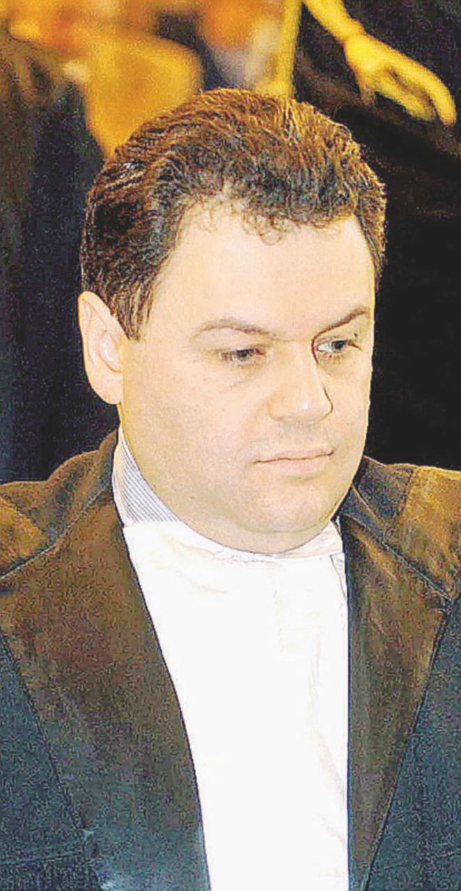 Il pm di Varese Agostino Abate Via il pm con “troppi amici”. “Incompatibile” con Varese
