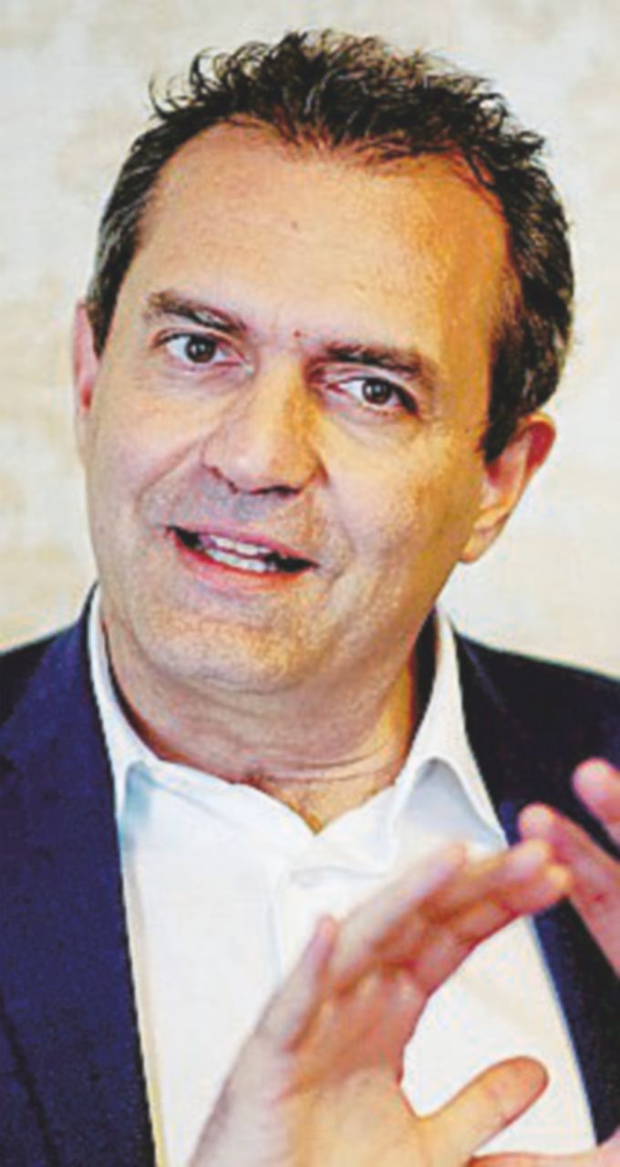 De Magistris Ingroia e De Magistris spiegatemi perché