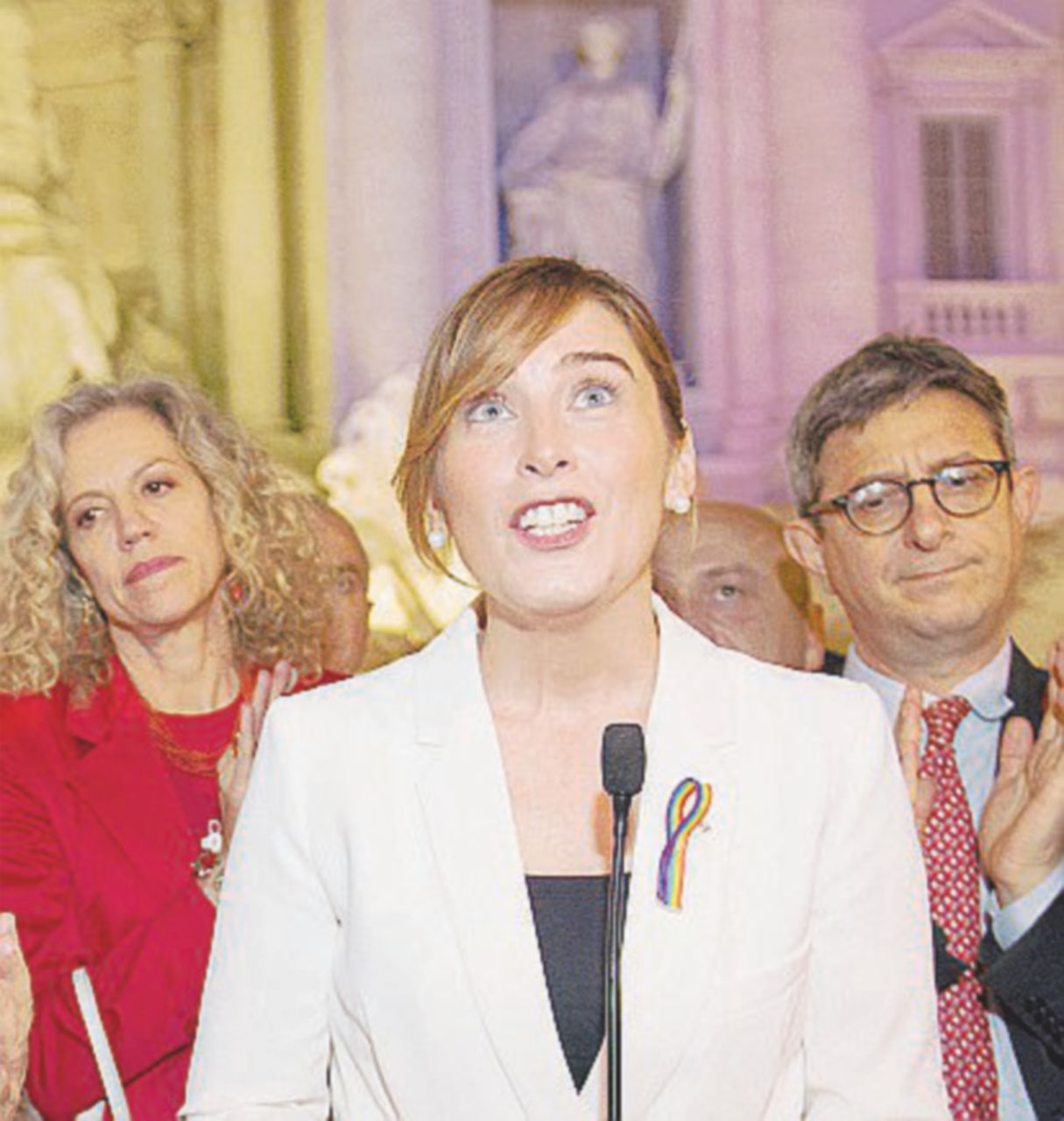 Maria Elena Boschi festeggia le unioni civili. La nomina cosmetica della “donna” Boschi