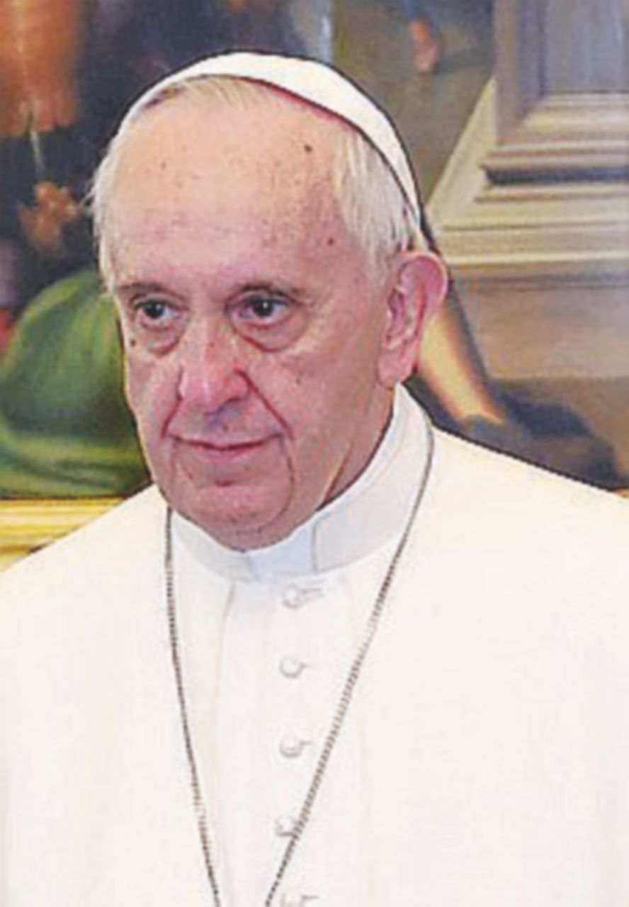 Il Papa sferza i vescovi: “Lasciate da parte ambizioni e beni” Il Papa sferza i vescovi: “Lasciate da parte ambizioni e beni”