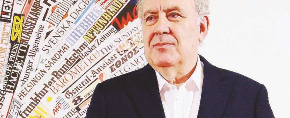 Il giornalista - Michele Santoro, con la sua società Zerostudio’s, ha acquistato il 7% del Fatto Quotidiano. Santoro è entrato anche a far parte del comitato dei garanti - LaPresse Santoro diventa azionista del “Fatto”