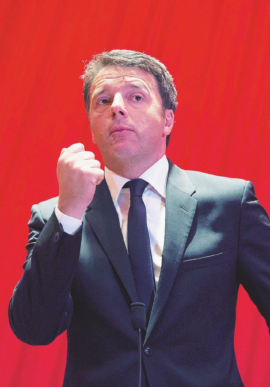 Renzi-Bersani, è iniziata la guerra del referendum Renzi-Bersani, è iniziata la guerra del referendum