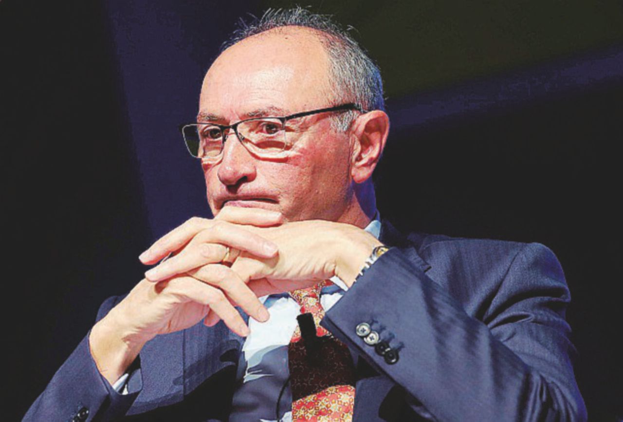 Il banchiere - ll numero uno di Unicredit, Federico Ghizzoni, verso l’addio - Ansa Unicredit, c’è l’aumento di capitale. Ghizzoni fuori in una settimana