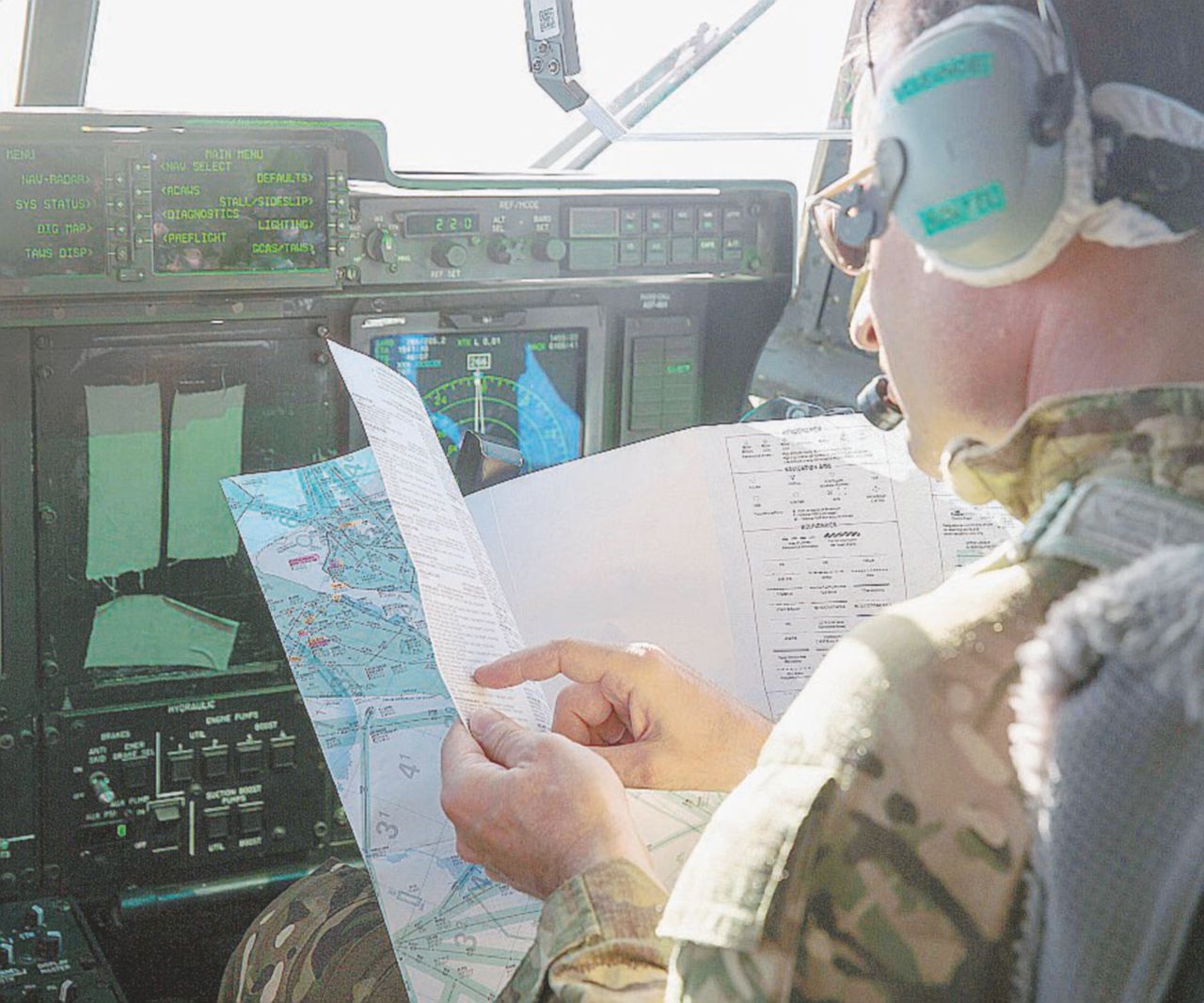 Mobilitati - Un C-130 dell’aviazione militare inglese partecipa alle ricerche - Ansa Bomba o disastro, l’Egitto di Al-Sisi è colpito al cuore