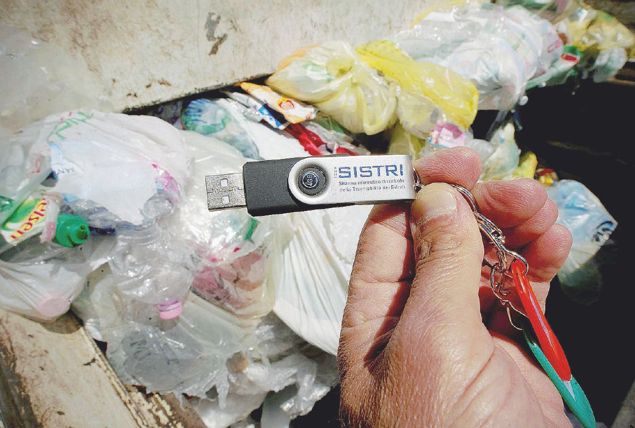 Sistri, per le imprese un raggiro da 170 milioni Sistri, per le imprese un raggiro da 170 milioni