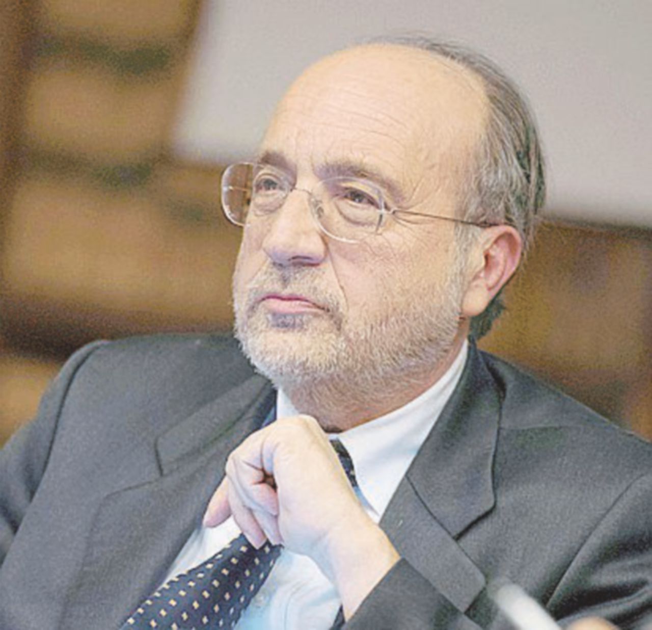 Presidente della Fnsi, è stato giornalista Rai e parlamentare in commissione di Vigilanza “La Rai ha una brutta e antica malattia: va dove vanno governi e maggioranze”
