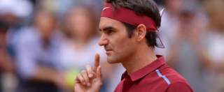 Copertina di Internazionali d’Italia 2016, Federer acciaccato batte Zverev. “Ma non so neanche se giocherò il prossimo turno” (Foto)