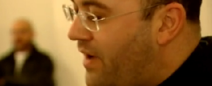 Copertina di Servizio Pubblico, Ilva di Taranto: i rapporti tra l’azienda e la chiesa