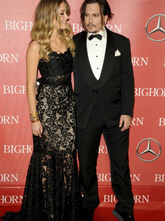 Johnny Depp, il sito americano TMZ: “Amber Heard ha alle spalle un’accusa per abusi sulla sua ex”