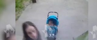 Copertina di Russia, lastra di cemento colpisce in testa giovane mamma: il video choc