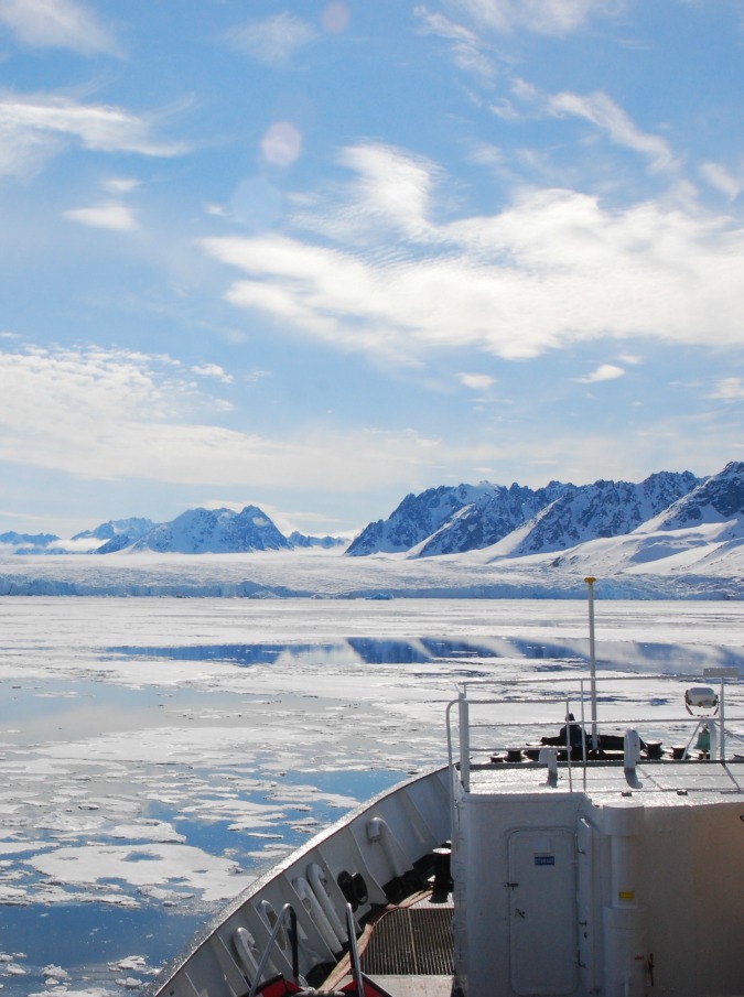 Isole Svalbard in nave: oltre l’80° parallelo Nord, dove l’estate dura un giorno. Lungo quattro mesi