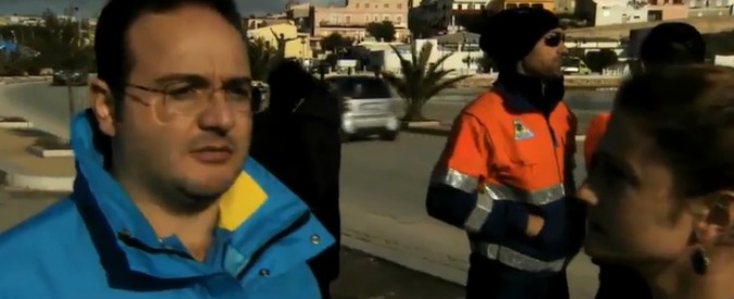 Copertina di Servizio Pubblico, immigrazione: l’impero calabrese della Misericordia (seconda parte)