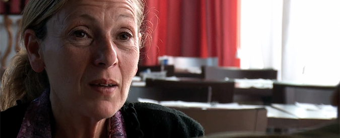 Copertina di Servizio Pubblico, De Sanctis condannato. Mamma di Ciro: “Mio figlio è la faccia pulita di Scampia”