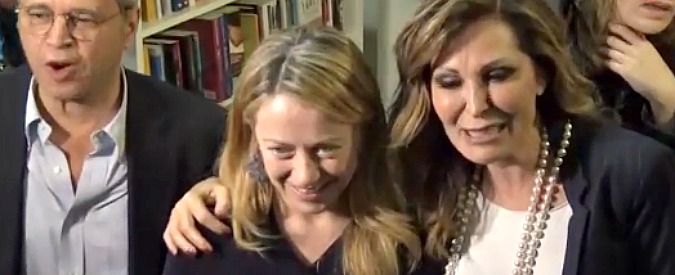 Copertina di Unioni Civili, Meloni smentisce Salvini: “Se diventerò sindaco farò rispettare la legge”