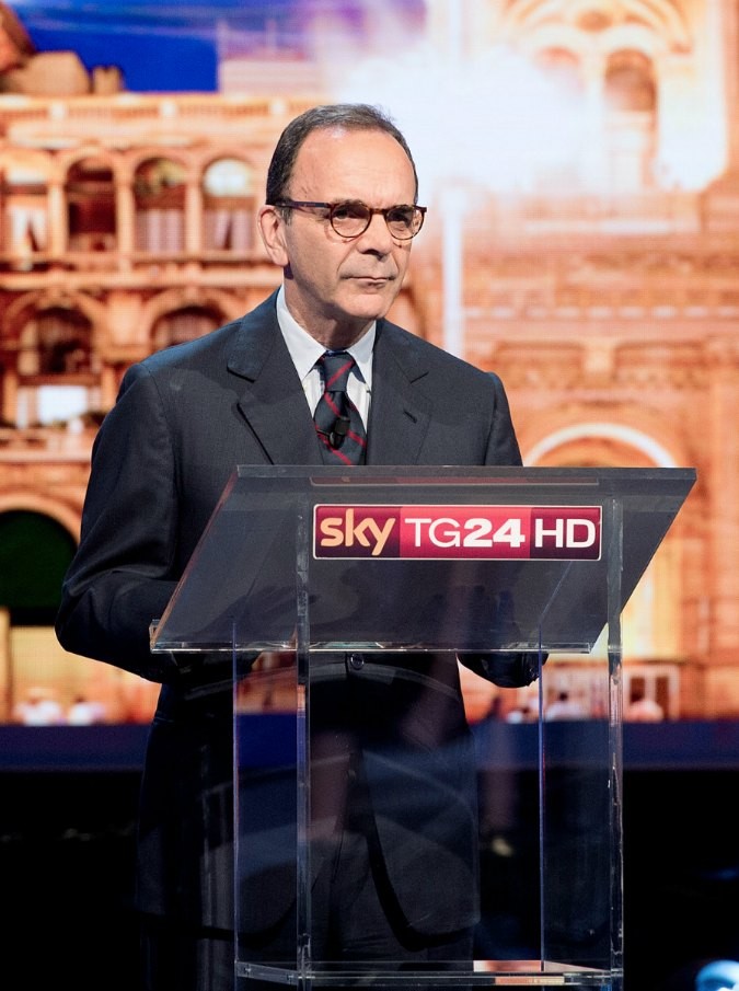 Elezioni Milano 2016, al confronto SkyTg24 Parisi il più disinvolto. Sala un pesce fuor d’acqua, Corrado un pezzo di legno