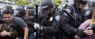 Copertina di Elezioni Usa 2016, proteste contro Donald Trump a San Diego: 35 arresti