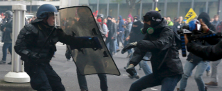 Copertina di Francia, scontri a Parigi per il corteo contro la riforma del lavoro: due feriti