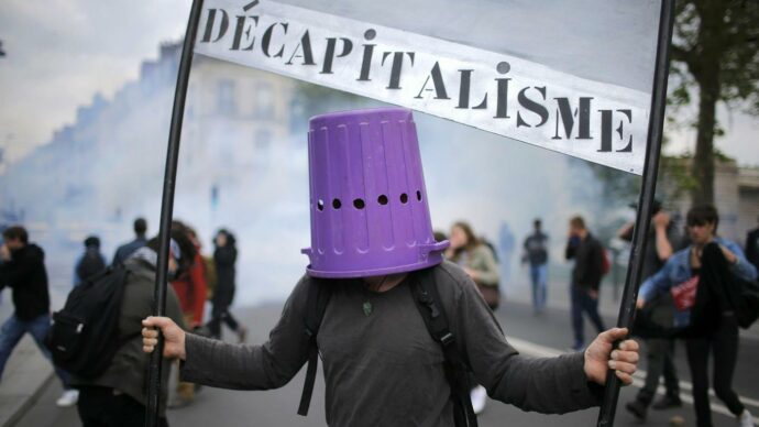 Francia, l’economista Piketty lancia il referendum sulla “tassa per i super-ricchi”