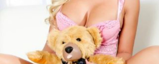 Sex Toys, quando un orsacchiotto diventa vibratore: dal ‘Teddy love’ alla paperella, fino a quello a forma di Hello Kitty