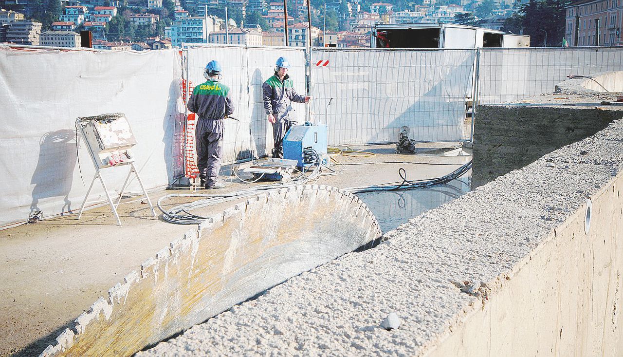 Il mini Mose come l’altro:  “Del bando me ne sbatto”