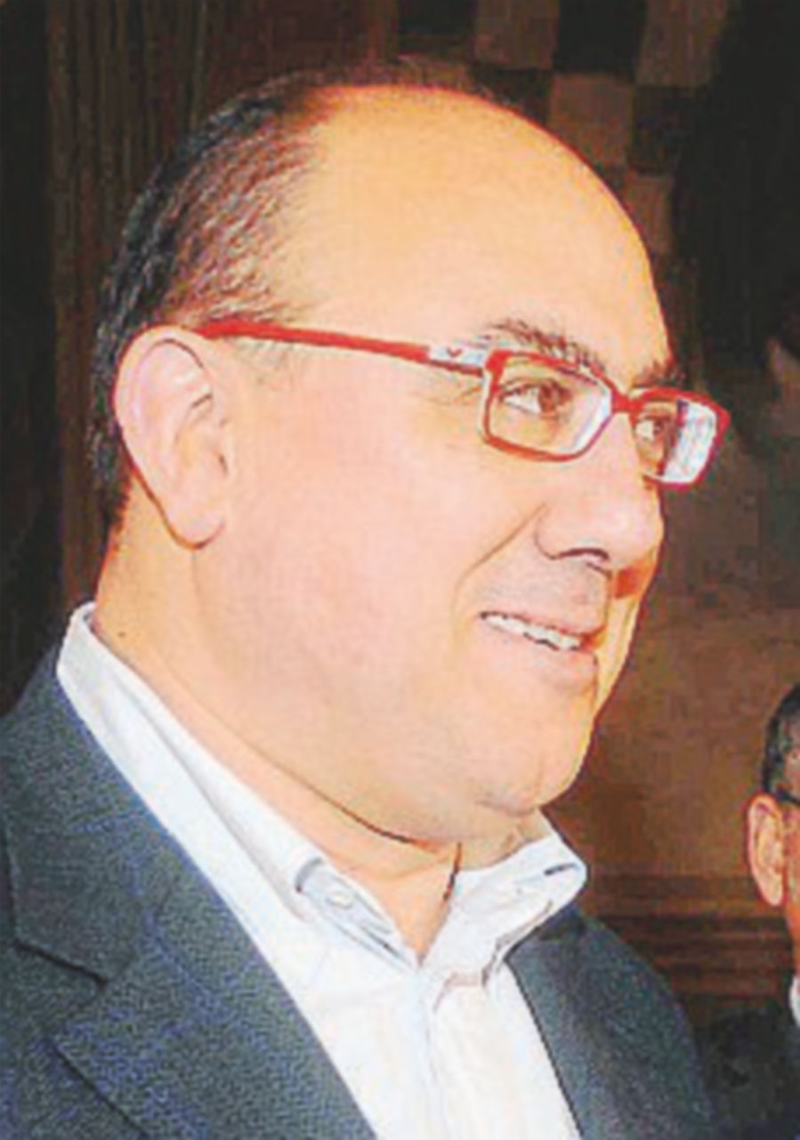 Corre per Guccione, denuncia: rapinato e anche minacciato