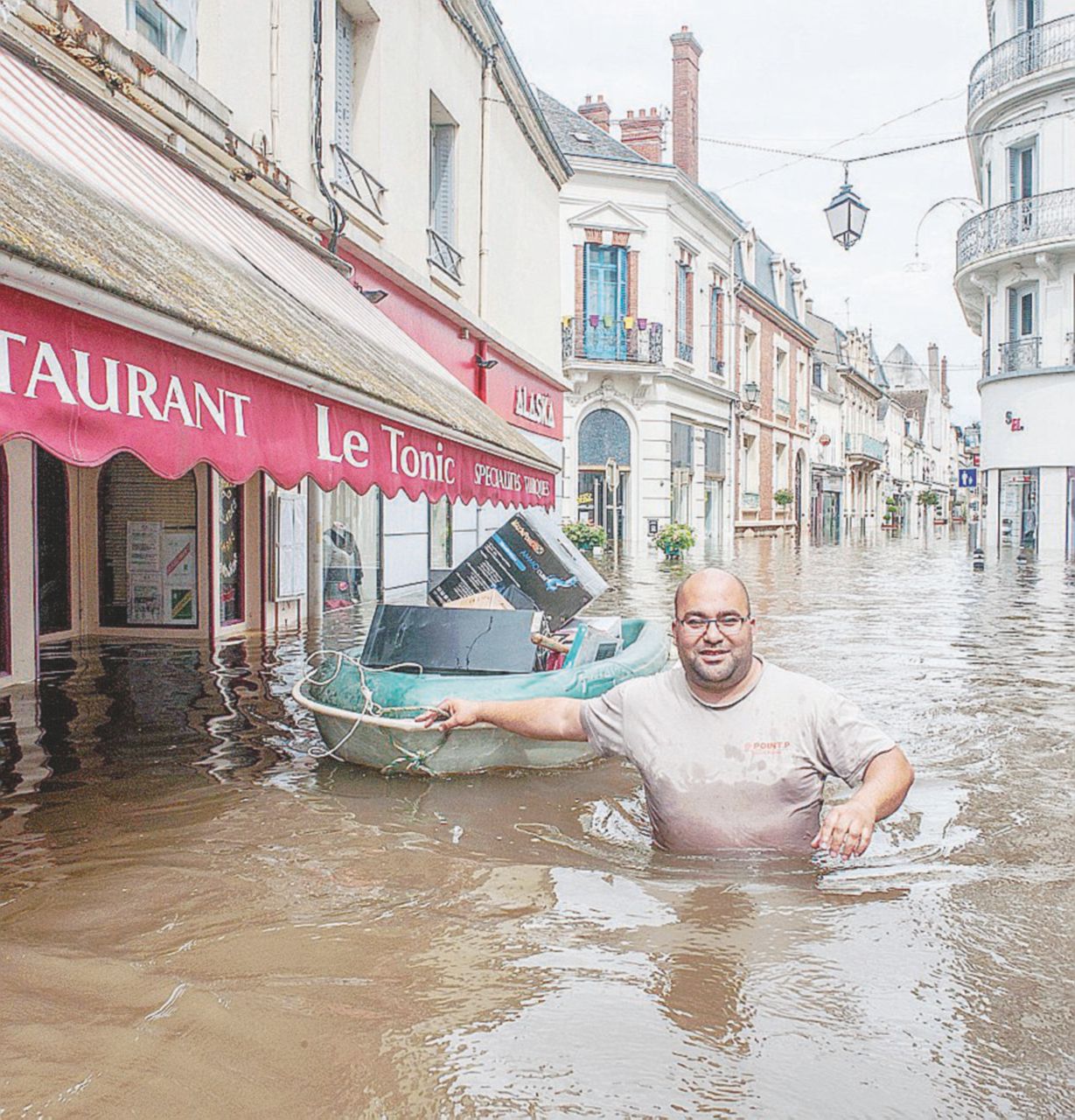 Passata la SuperSenna, resta una piena di guai