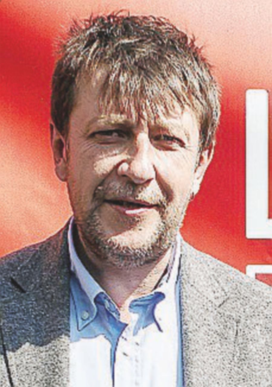 Occupò una casa popolare, Casarini   va ai domiciliari