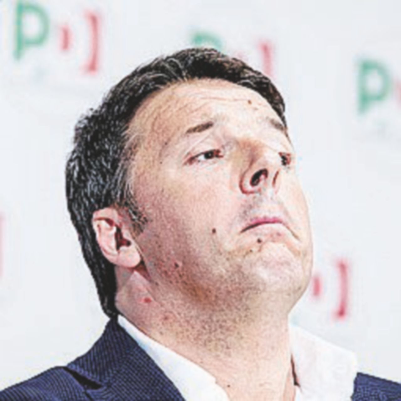 Copertina di Renzi minaccia: “Interverrò nel Pd usando il lanciafiamme”