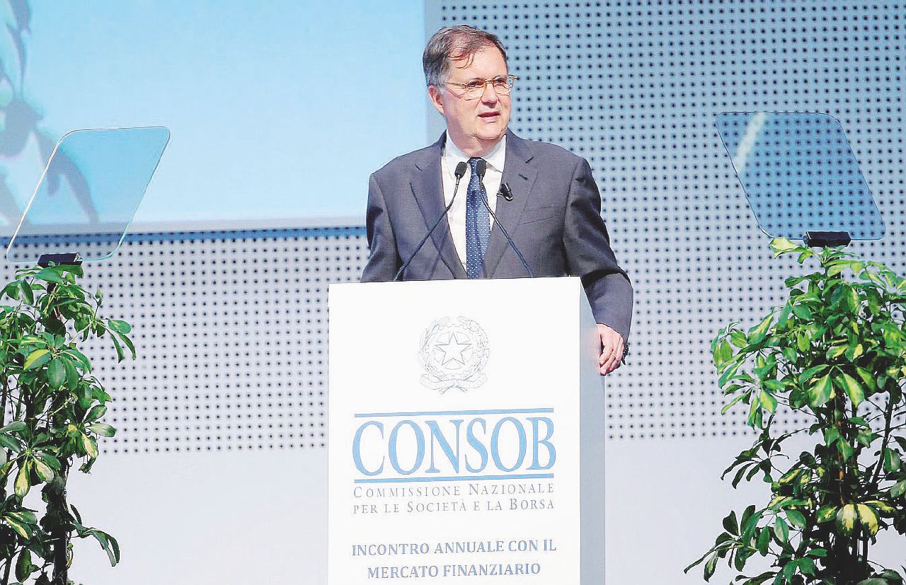 “La Consob di Vegas ha tutelato le banche più che i risparmiatori”