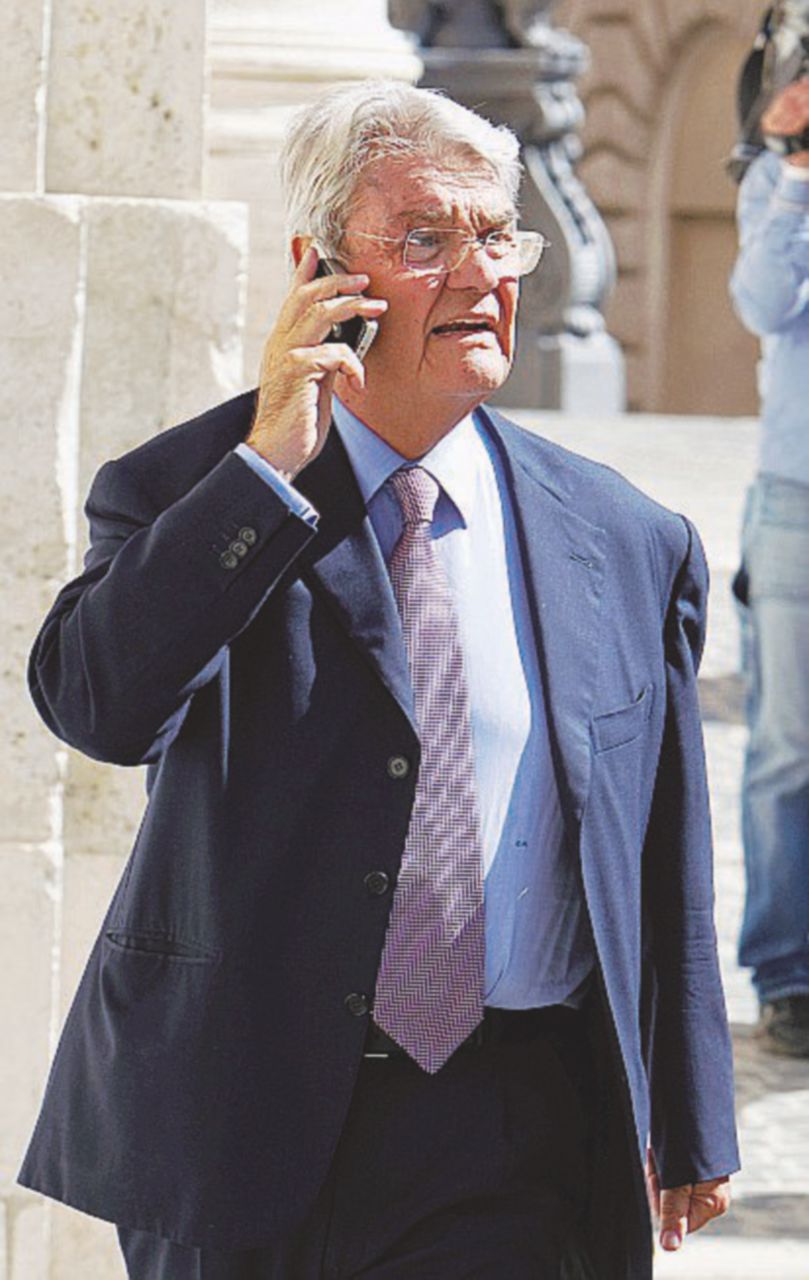 Mannino e la casa “sanata” a Pantelleria