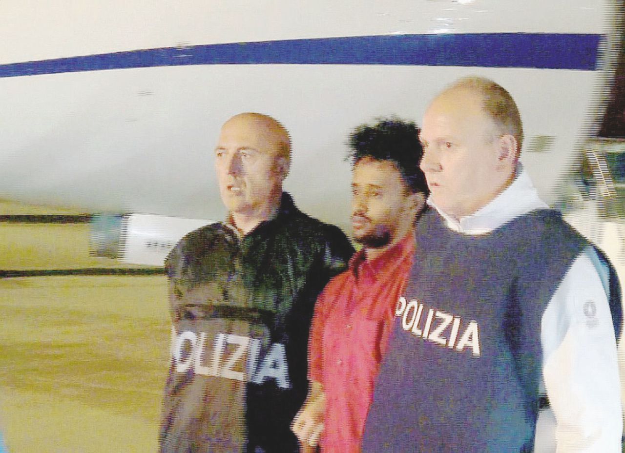 Copertina di Alfano esulta, ma non è certo che l’arresto in Sudan sia giusto